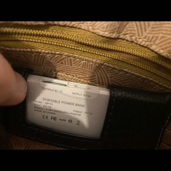 Sakroots Black and White Wallet with Battery Bank  Built In New - Picture 10 of 11